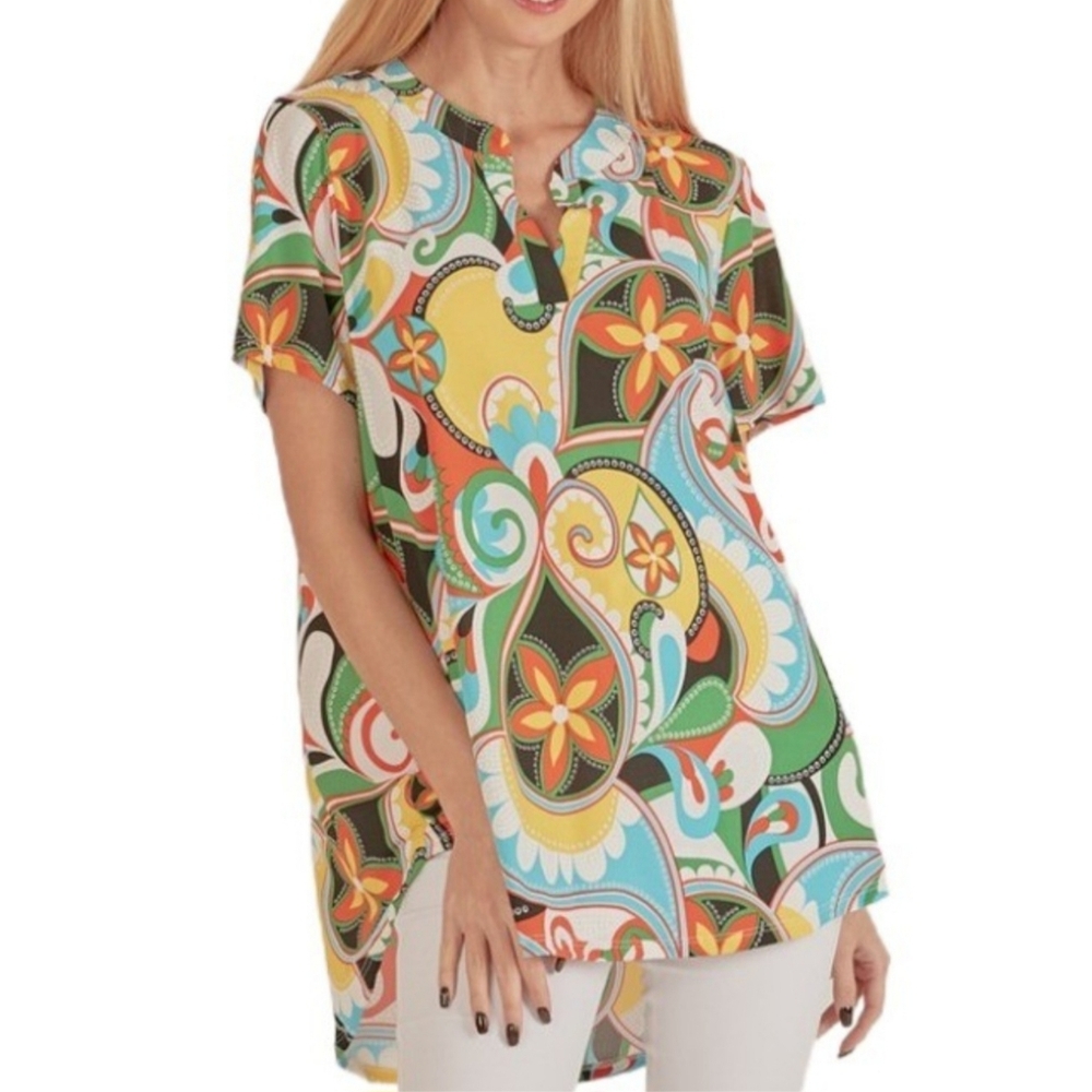 New Shopin LA  Retro Floral Top